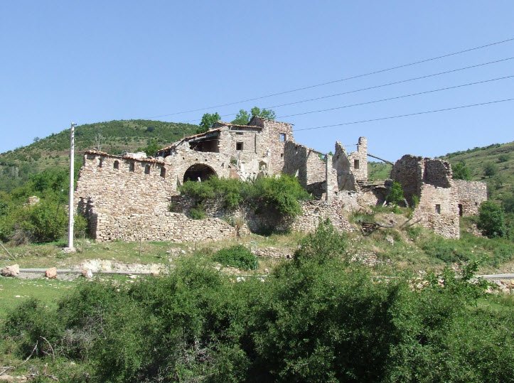 Castell de Sarroca de Bellera. Ruïnes, Spain